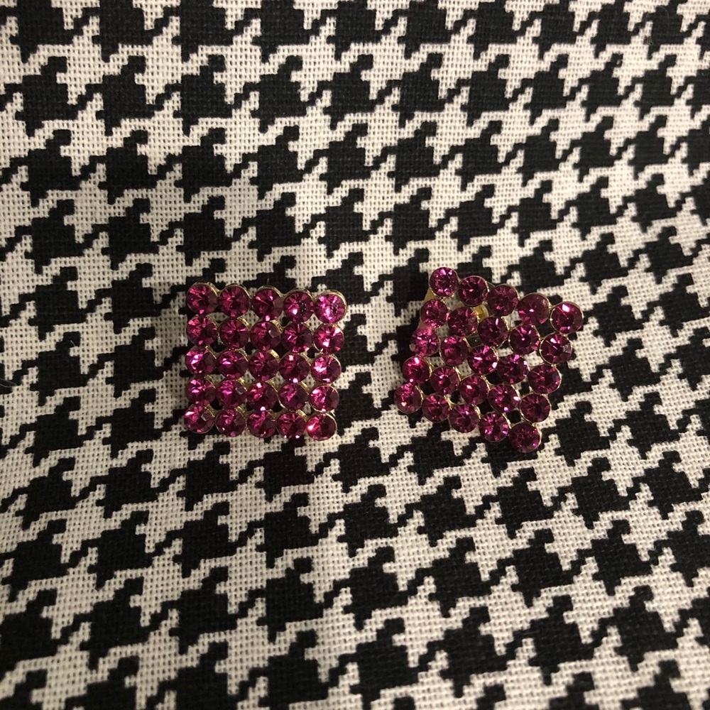 Pink square earrings - Picture 3 of 3